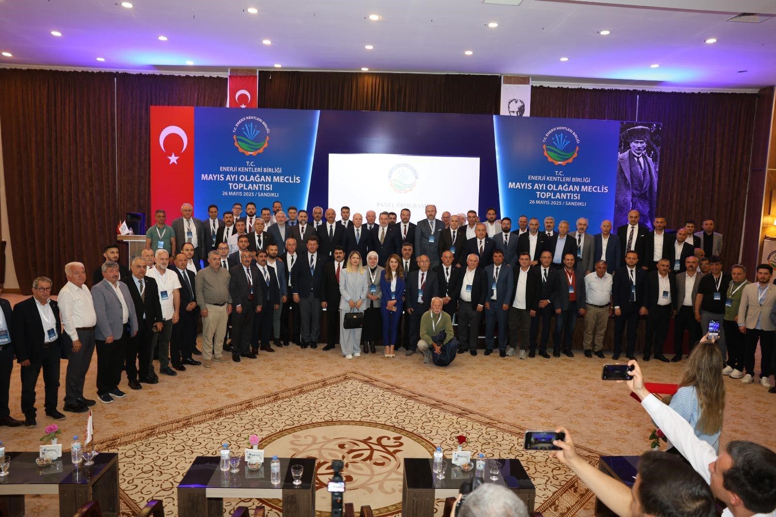 Jeotermal Enerjide Sandıklı Modeli Enerji Kentlerine Tanıtıldı