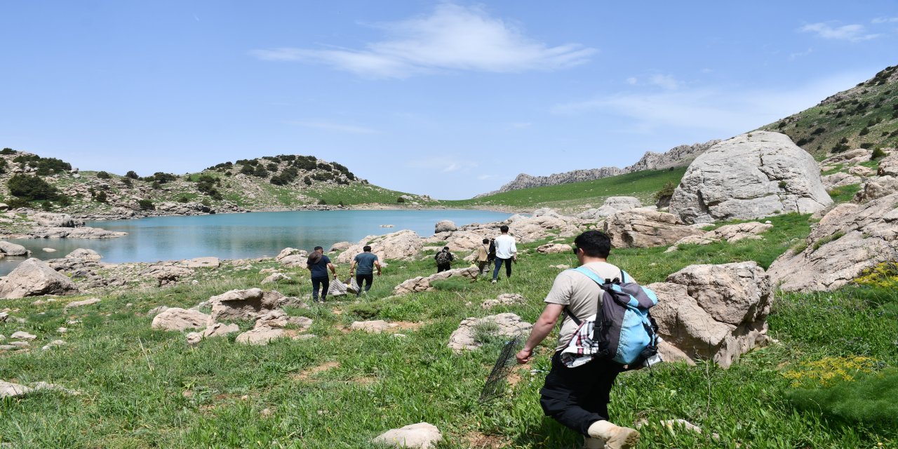 Şırnak'taki 3 Bin Rakımlı Göl Havadan Görüntülendi