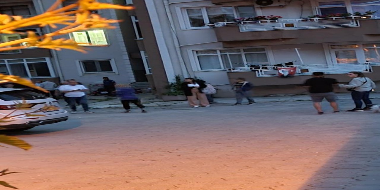 Çanakkale’de cam silen kadın 2'nci kattan düşerek hayatını kaybetti