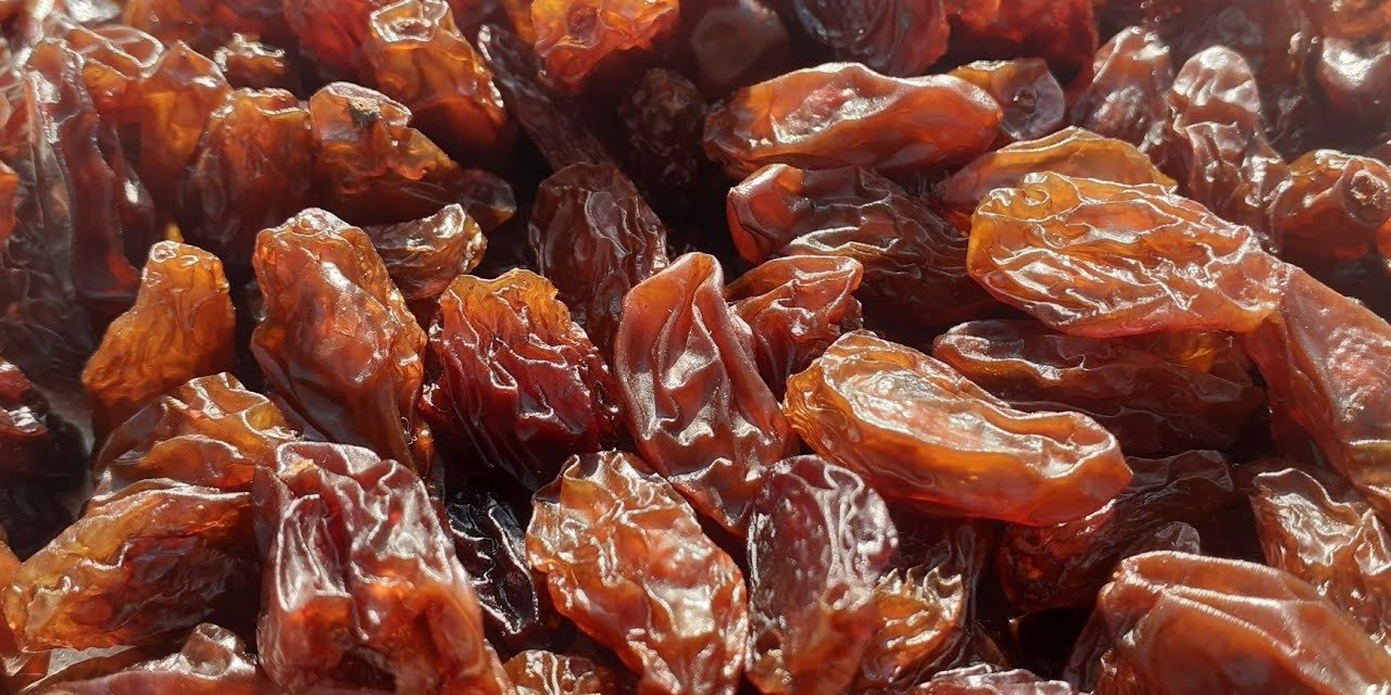 Kuru Üzümün faydaları saymakla bitmiyor! Günde mutlaka tüketin