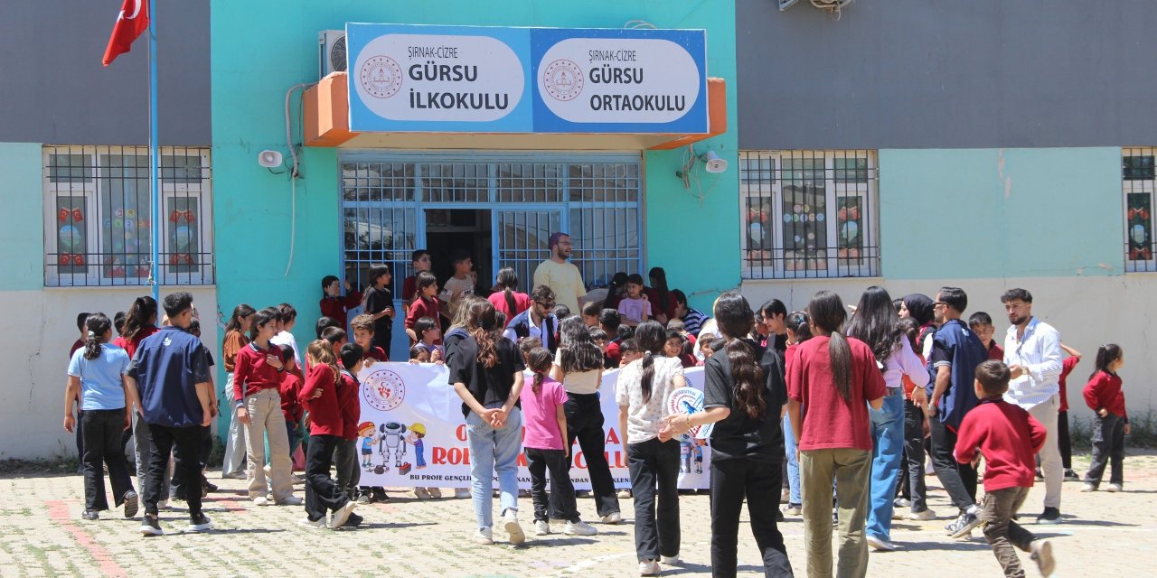 "Merkezim Her Yerde" Projesiyle Cizreli öğrenciler doyasıya eğlendi