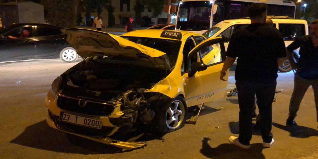 Elazığ'da trafik kazası: 1 yaralı