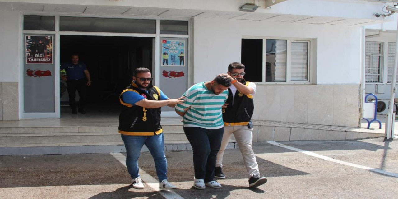 Adana'da komşu sevmeyen şüpheli 7 araca zarar verdi