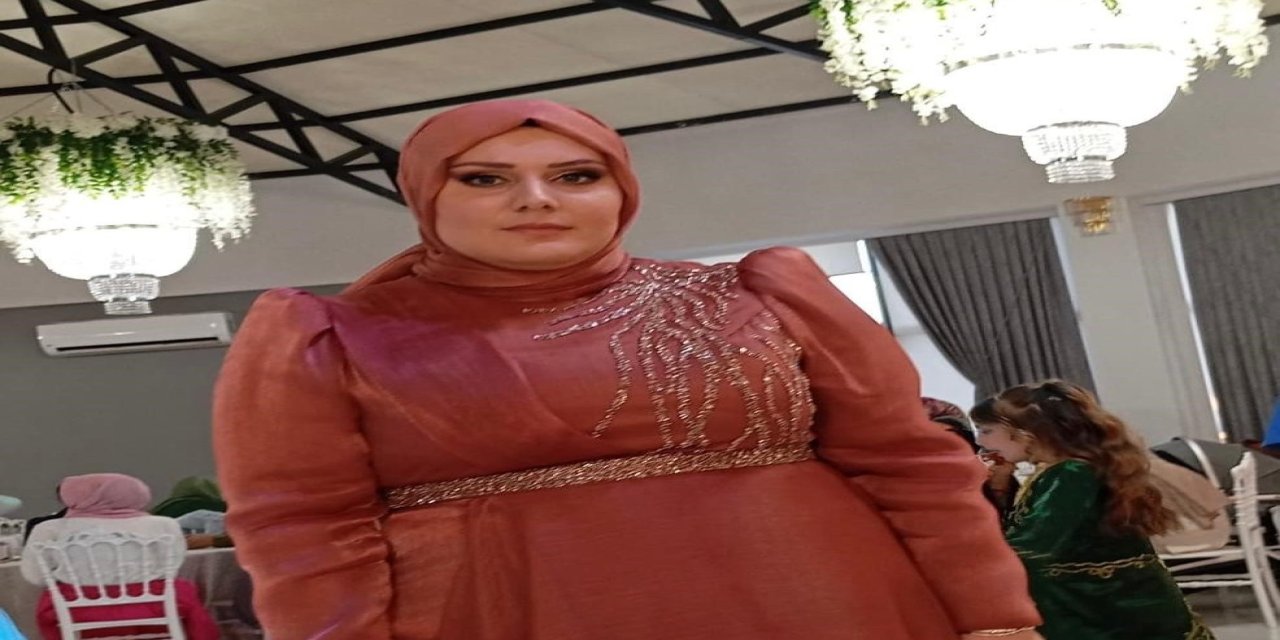 Aşırı Kilolarından Kurtulup Aynalarla Barıştı: 7 Ayda 60 Kilo Verdi