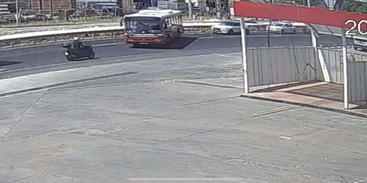 Silivri'de feci kazada motosiklet sürücüsü hayatını kaybetti