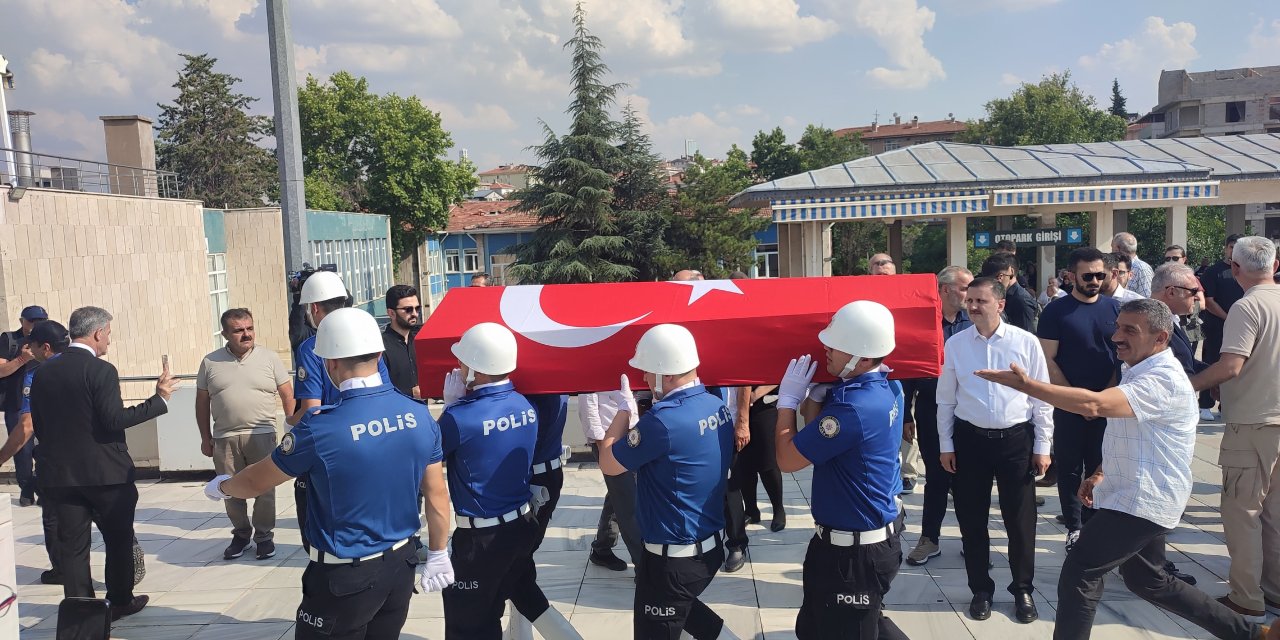 Eski Bitlis Valisi Karaömeroğlu, Ankara’da son yolculuğuna uğurlandı