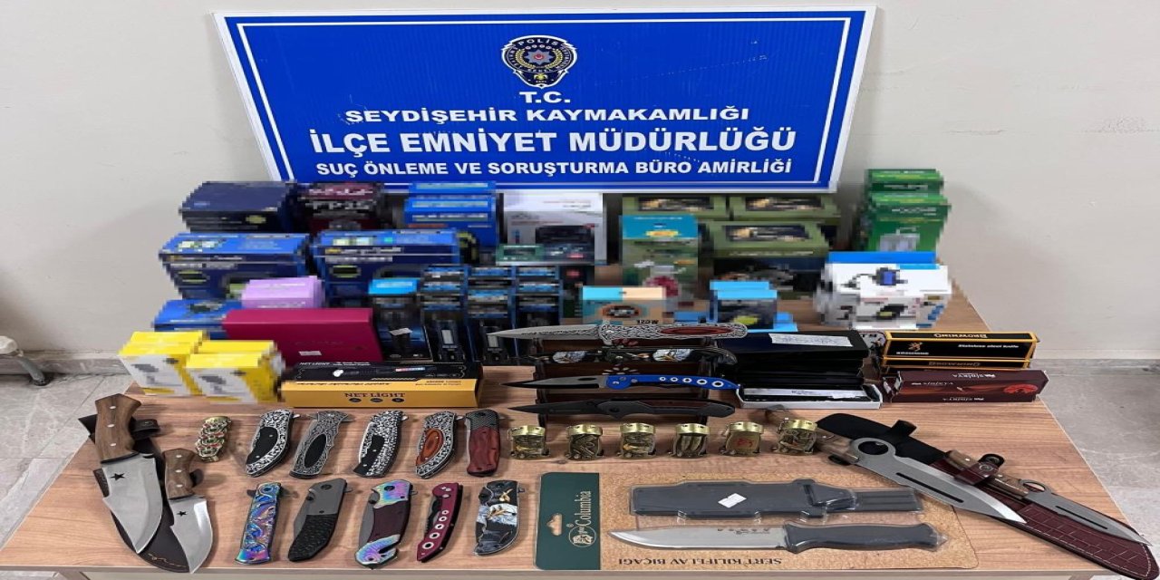 Seydişehir'de 26 adet kesici delici alet ele geçirildi