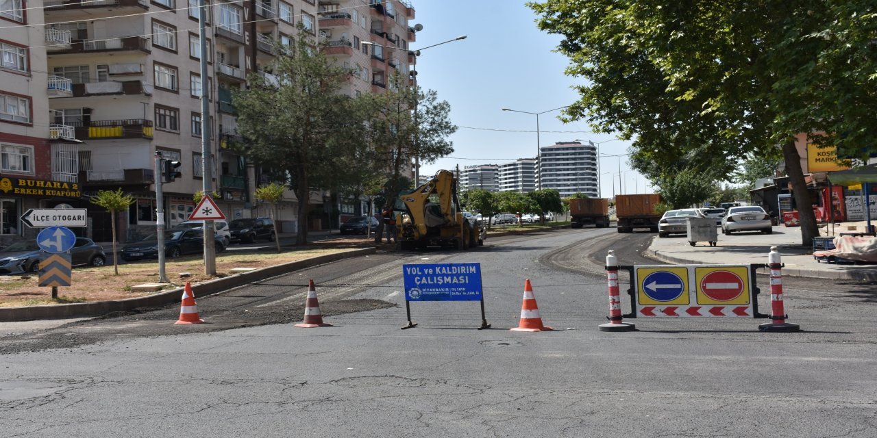 Diyarbakır Yenişehir'de Yoğun Yol Çalışması Başladı: Dikkat!