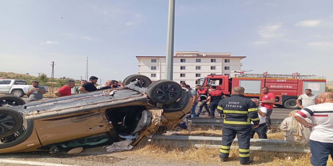 Siirt'te Trafik Kazası: Otomobil ile Pikap Çarpıştı, 3 Yaralı