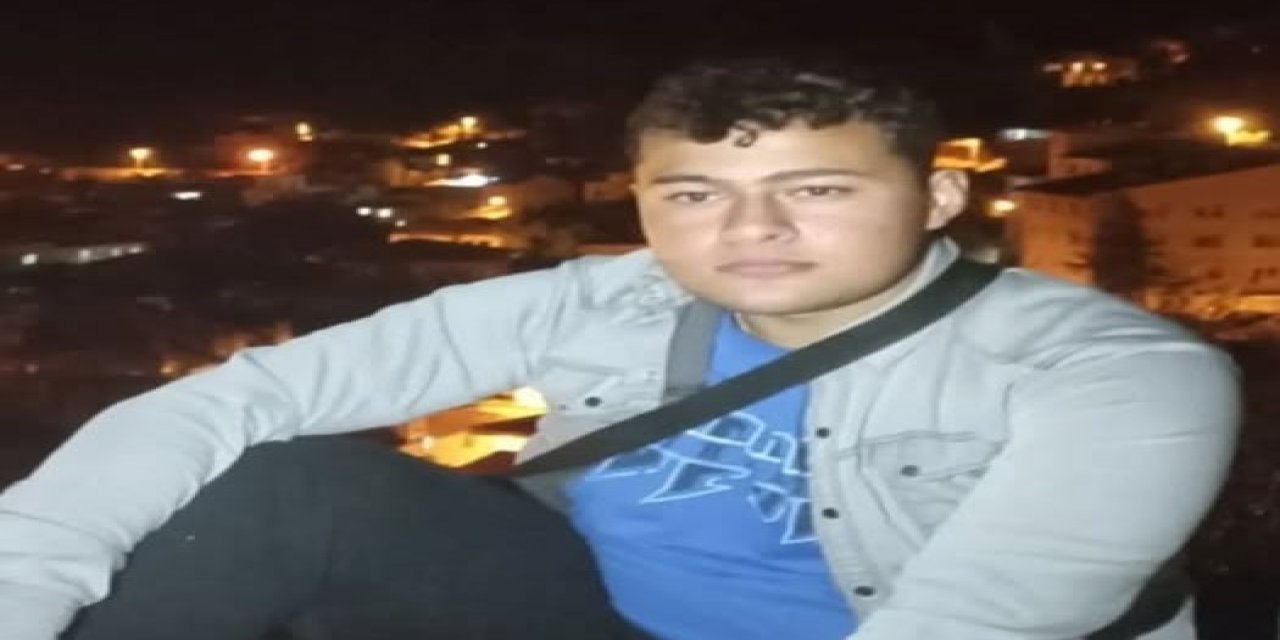 Şakalaşma Kanlı Bitti: 17 Yaşındaki Genç Arkadaşını Bıçaklayarak Öldürdü