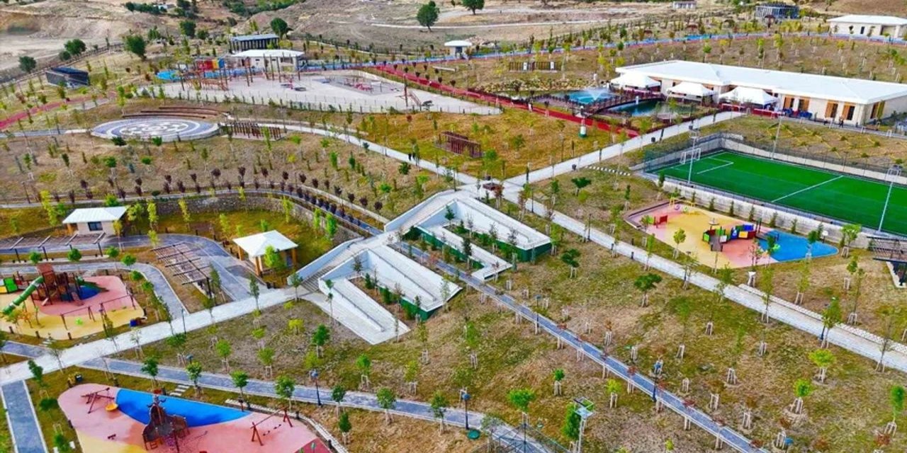 Cizre, Silopi ve İdil'den Millet Bahçesi'ne Akın