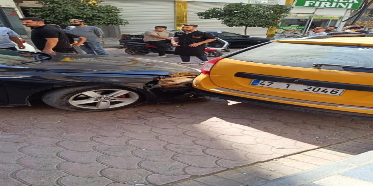 Mardin’de maddi hasarlı zincirleme kaza