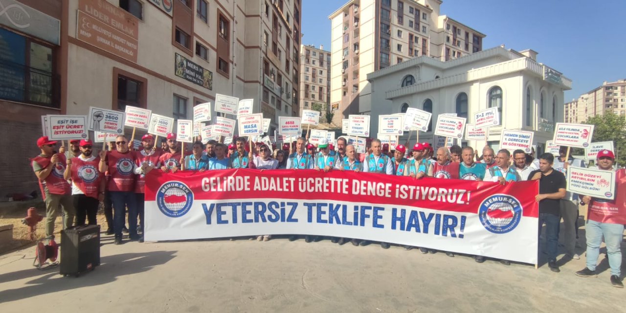 Şırnak’ta Memur-Sen’den Toplu Sözleşme Teklifine Tepki