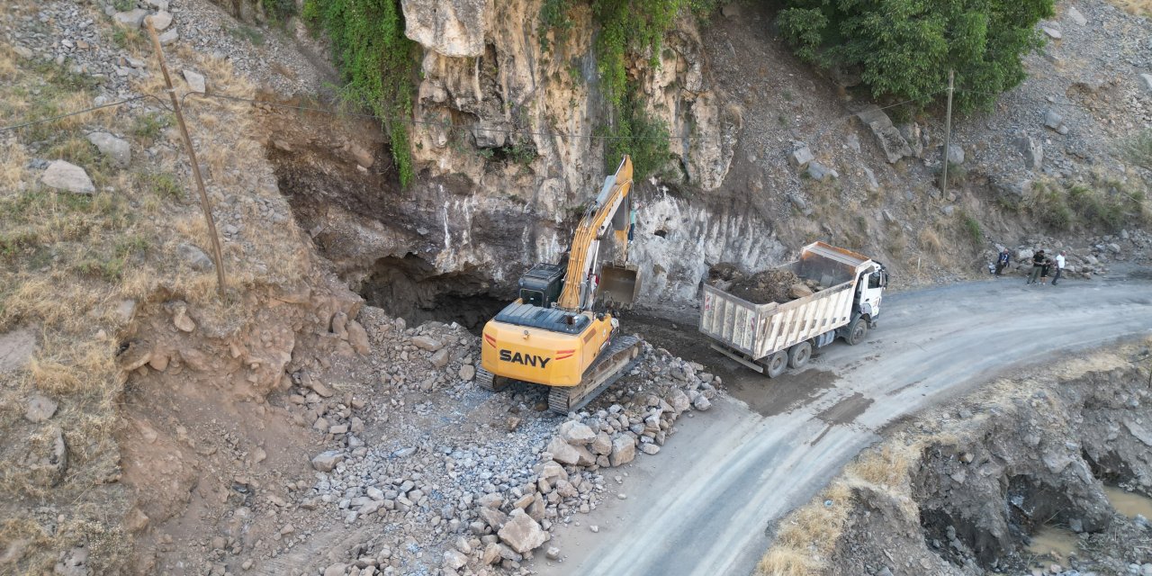 Şırnak'a dev yatırım, tek şeritli yol tarihe karışıyor: Çalışmalar start verdi
