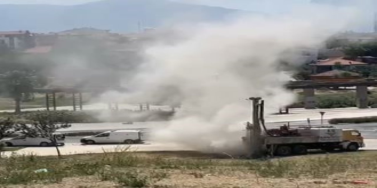 Sondaj yapılırken doğalgaz hattı patladı