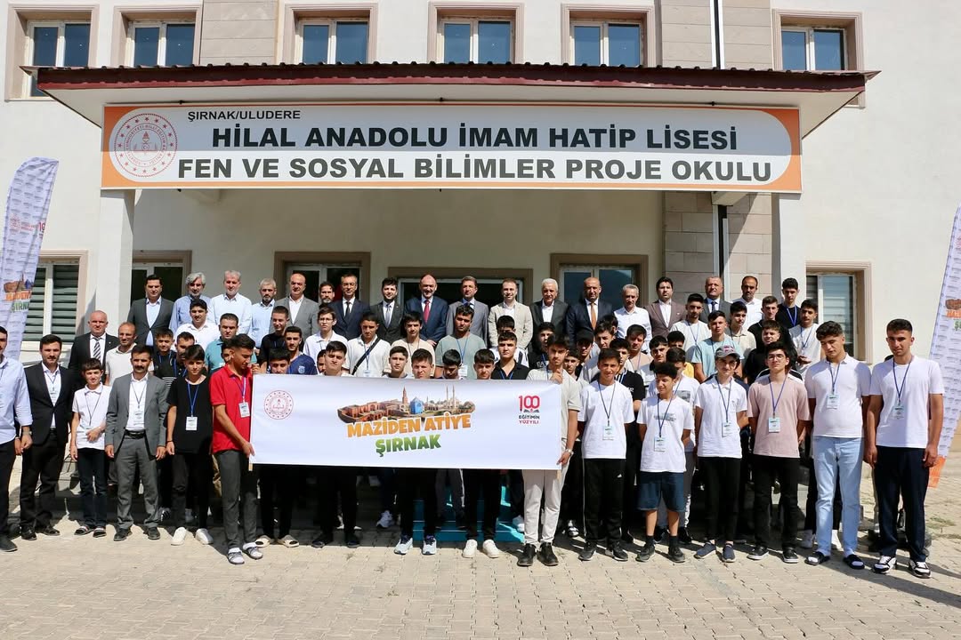Şırnak ve Hakkârili Gençler Hilal’de “Mâziden Âtiye” Kampında Buluştu