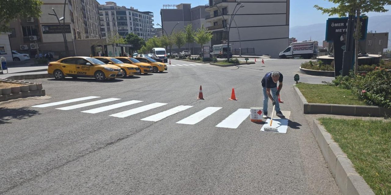 Şırnak’ta yaya geçitleri yenileniyor