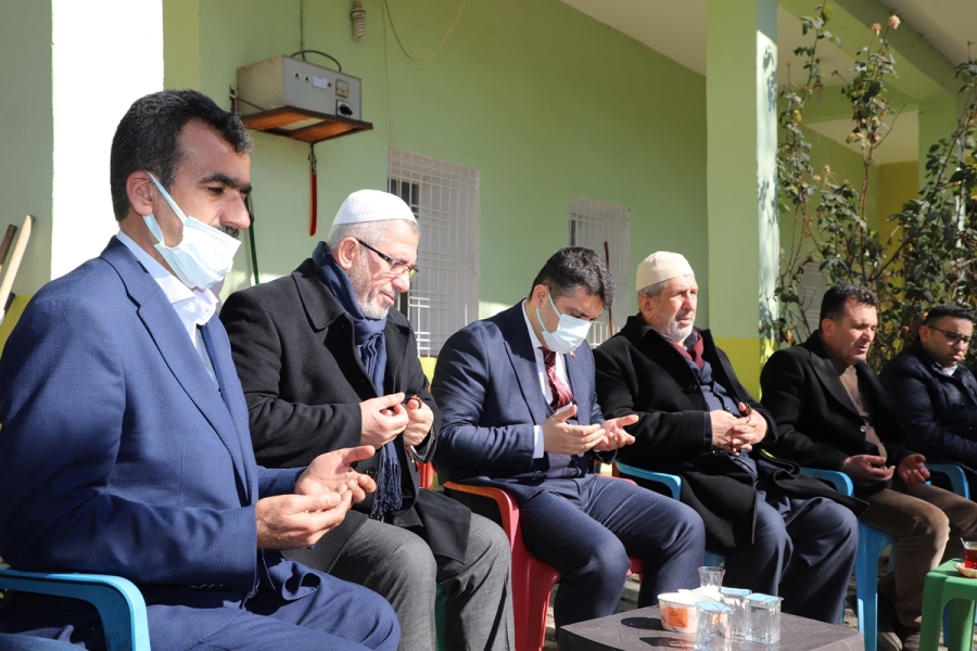 KAYMAKAM TUNÇ MUNİS AİLESİNE TAZİYEDE BULUNDU