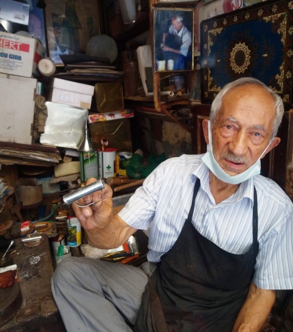 GAZİANTEPLİ 65 YILLIK TENEKE USTASININ HAYATI BELGESEL OLUYOR