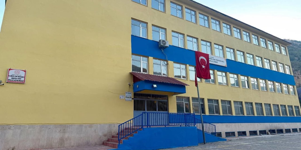 Şırnak'ta İş İnsanın'dan Eğitime Destek