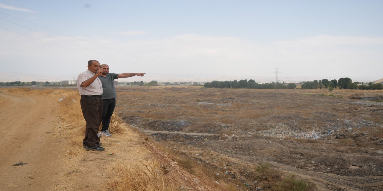 Zehir saçan dumanlar: Şehir ortasındaki çöp alanı can yakıyor