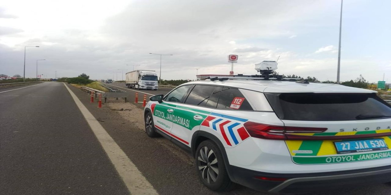Gaziantep'te otoyolda kural ihlali yapan 2 bin 46 araca ceza