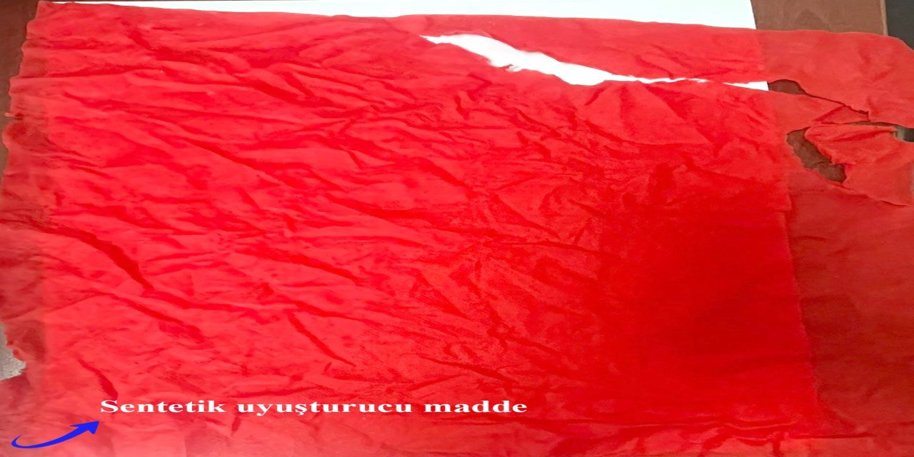 Sivas'ta 5 bin kullanımlık kâğıda emdirilmiş uyuşturucu ele geçirildi