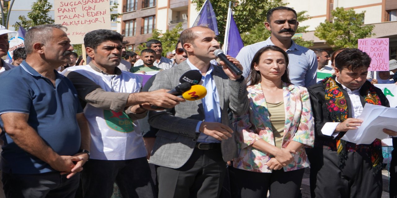 Hatimoğulları: “Her yerde direnmeye devam edeceğiz”