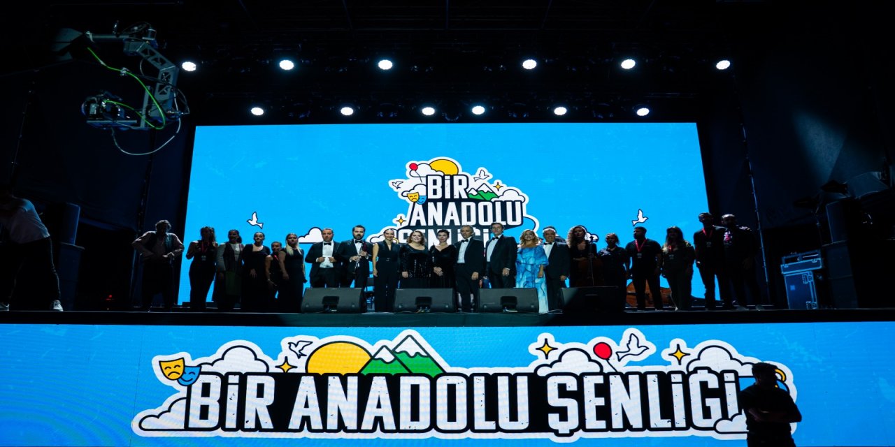 Şırnak’ta “Bir Anadolu Şenliği”nde Sanat ve Spor Coşkusu