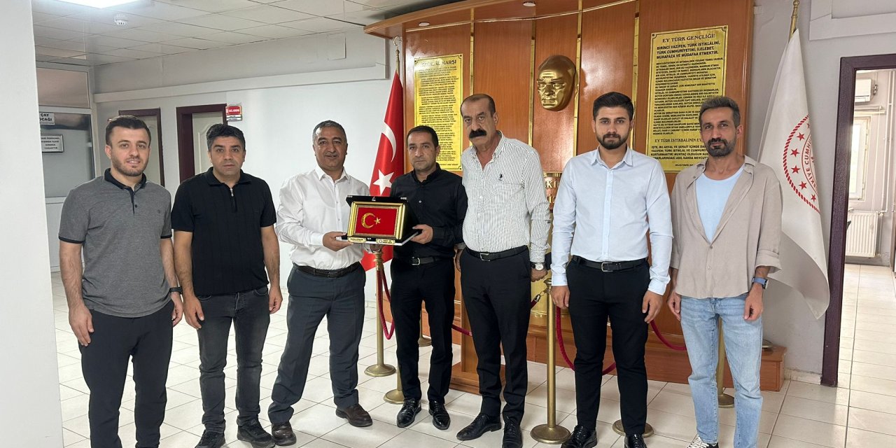 Sağlık-Sen; Sağlık Çalışanları İnsan Hayatını Önceliyor