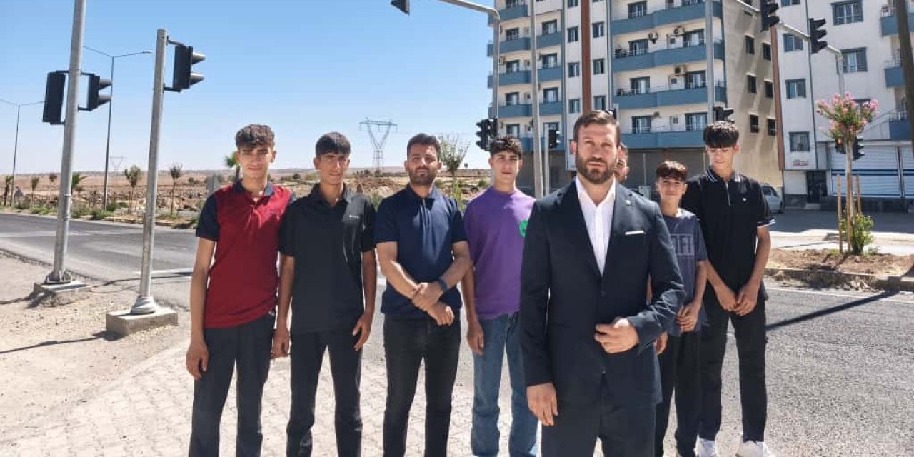 İdil’de Öğrencilerden Yetkililere Üst Geçit Çağrısı
