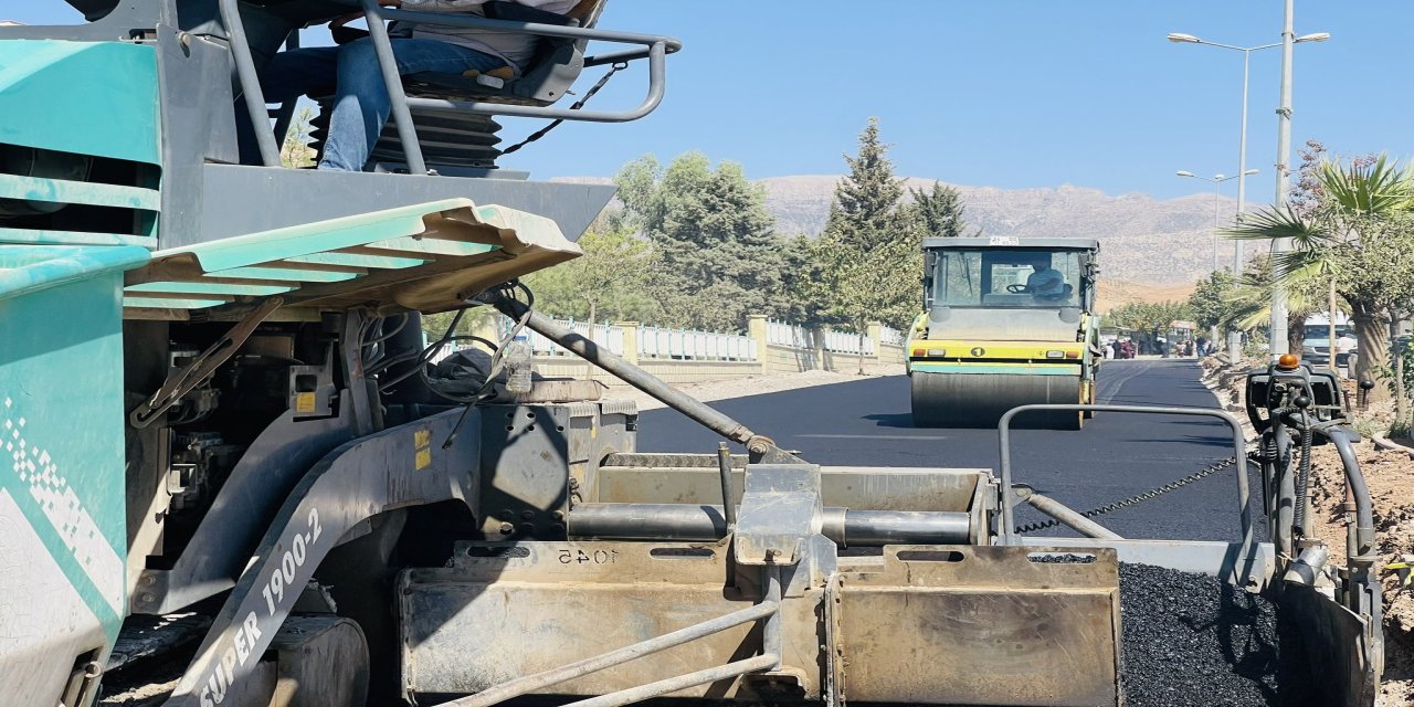 Silopi’de Altyapı Çilesine Neşter: Hastane Caddesi’nde Asfaltlama Başladı