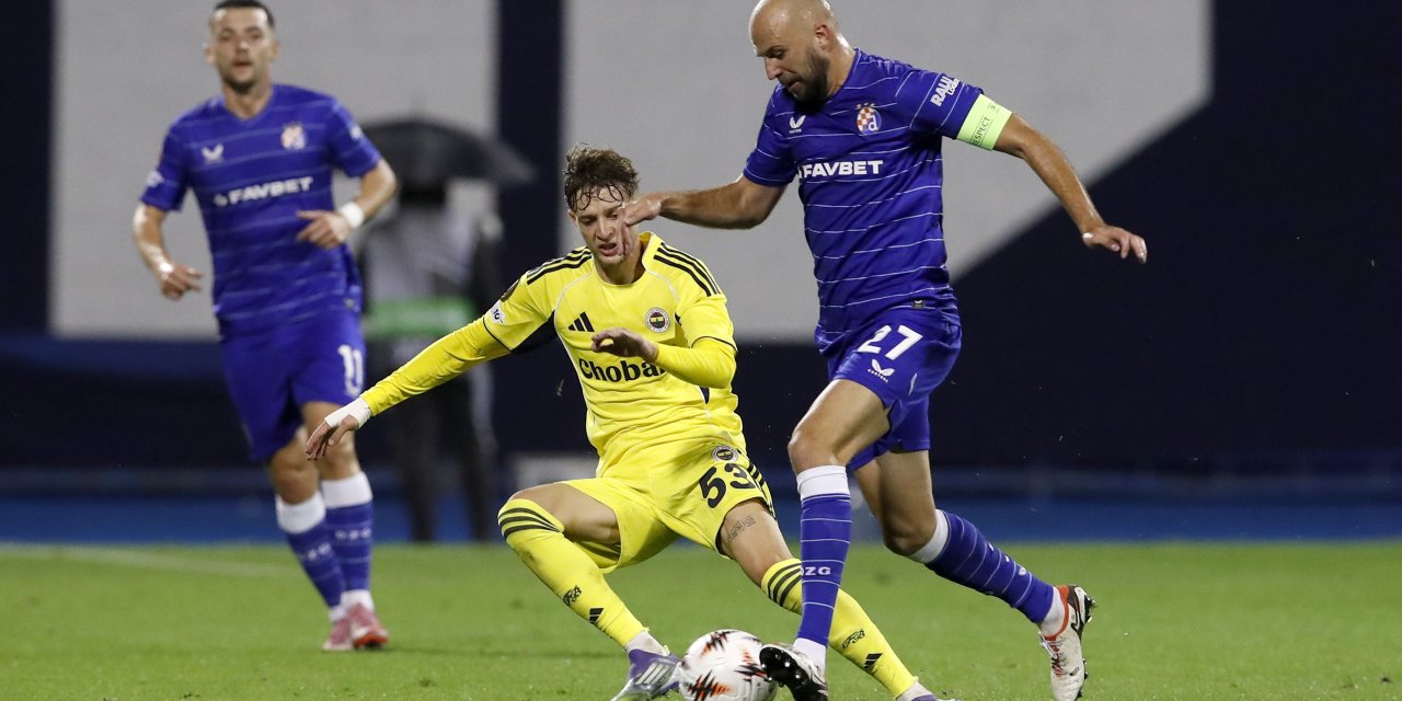 Fenerbahçe UEFA Avrupa Ligine yenilgi ile başladı: Dinamo Zagreb 3 - Fenerbahçe 1