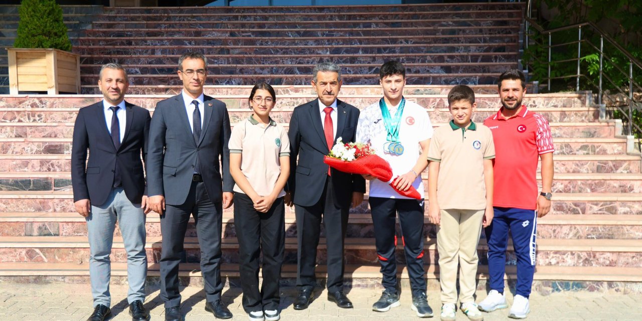 Şırnaklı Milli Sporcu Adem Akgül, 3 Altın madalya kazanarak Şampiyonaya damga vurdu