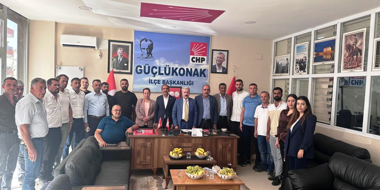 CHP Güçlükonak Kongresi'nde Sürpriz Yok: Çakır, Koltuğunu Korudu