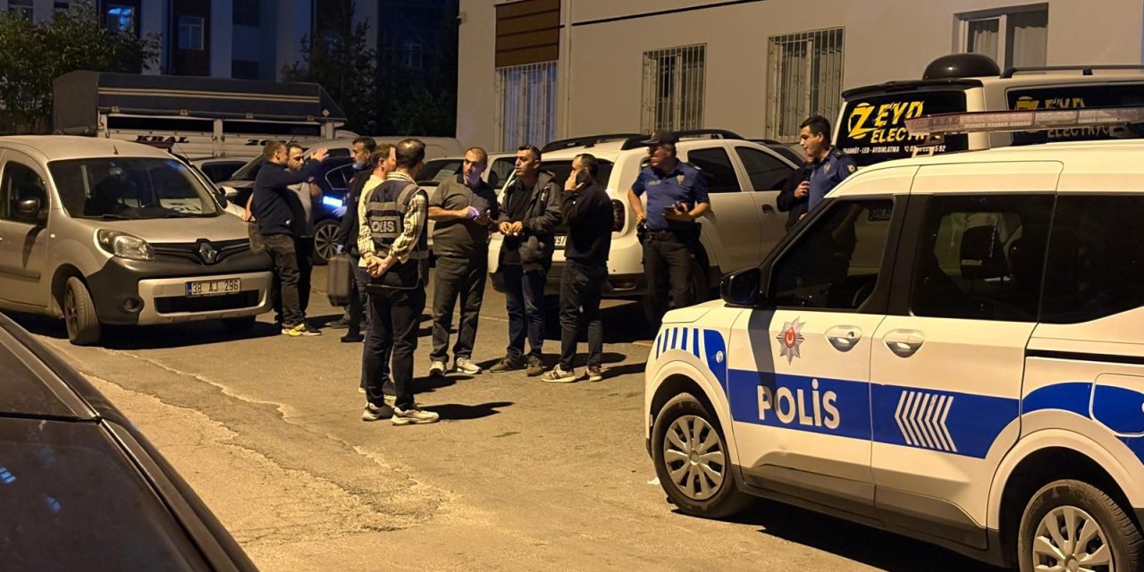 12 yaşındaki çocuk üvey babasını bıçakladı