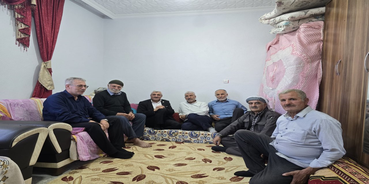 HÜDA PAR'dan 'Yaşlılar' Çağrısı: Vefa Bir Günle Sınırlı Kalmaz!