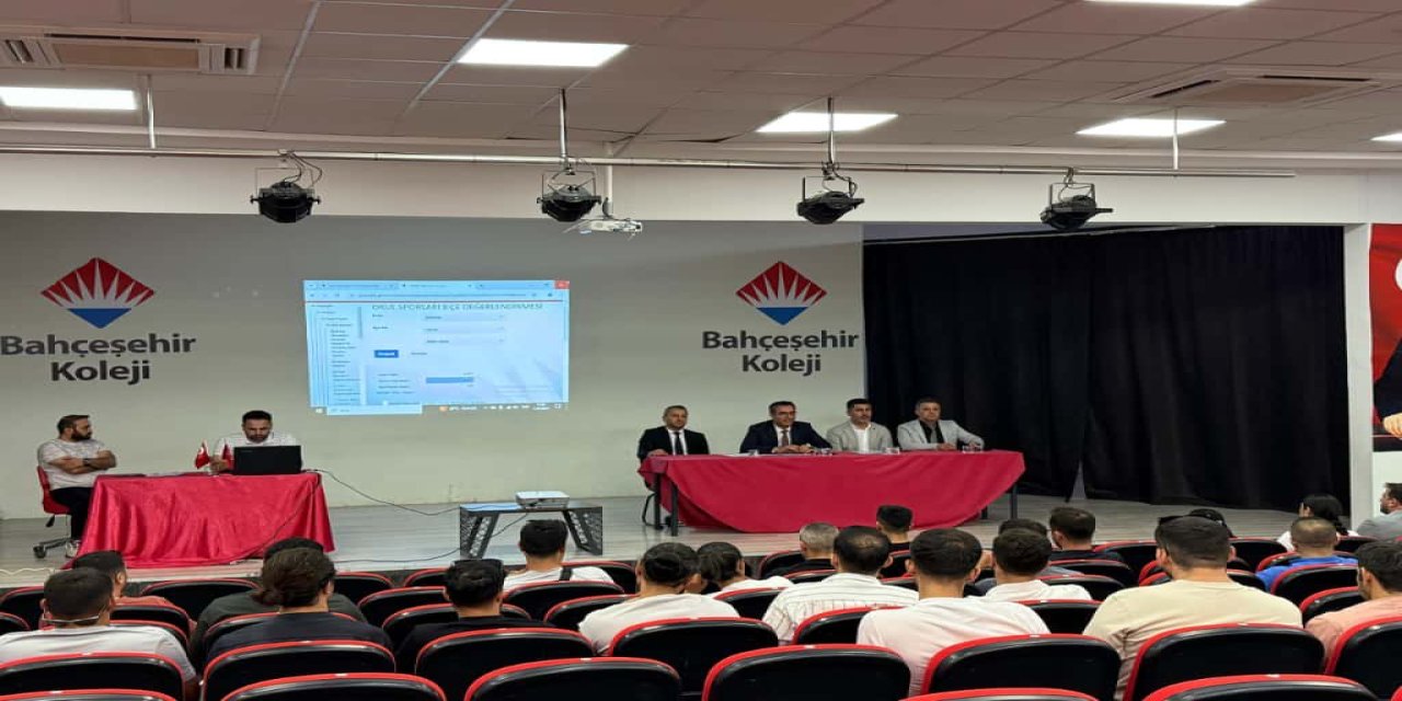Şırnak'ta Okul Sporları İçin İş Birliği Toplantısı Yapıldı