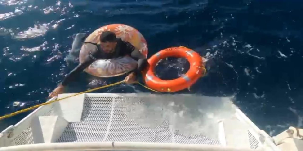 Yüzerek Yunanistan’a geçmeye çalışan düzensiz göçmen yakalandı