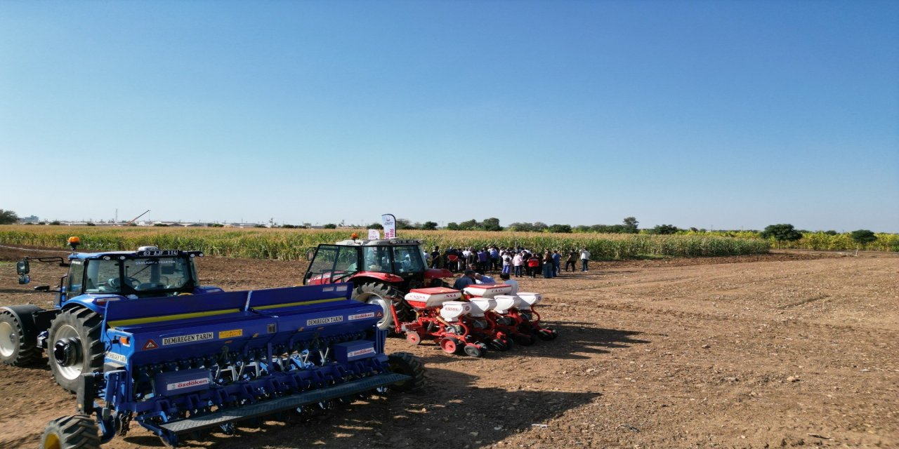 Anız Yangınlarına Son Verecek Çözüm: Anıza Doğrudan Ekimle Çiftçi Kazanıyor, Toprak Korunuyor