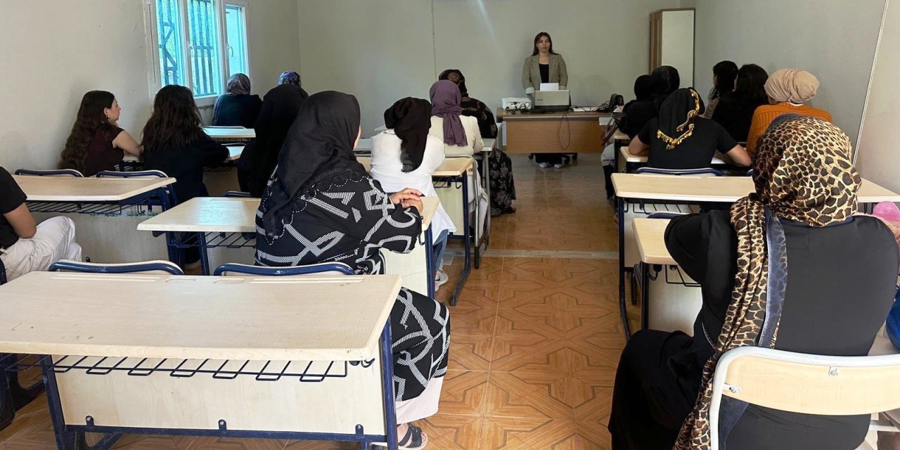 Şırnak'ta Kadına Yönelik Şiddet ve Aile İçi İletişim Semineri Düzenlendi
