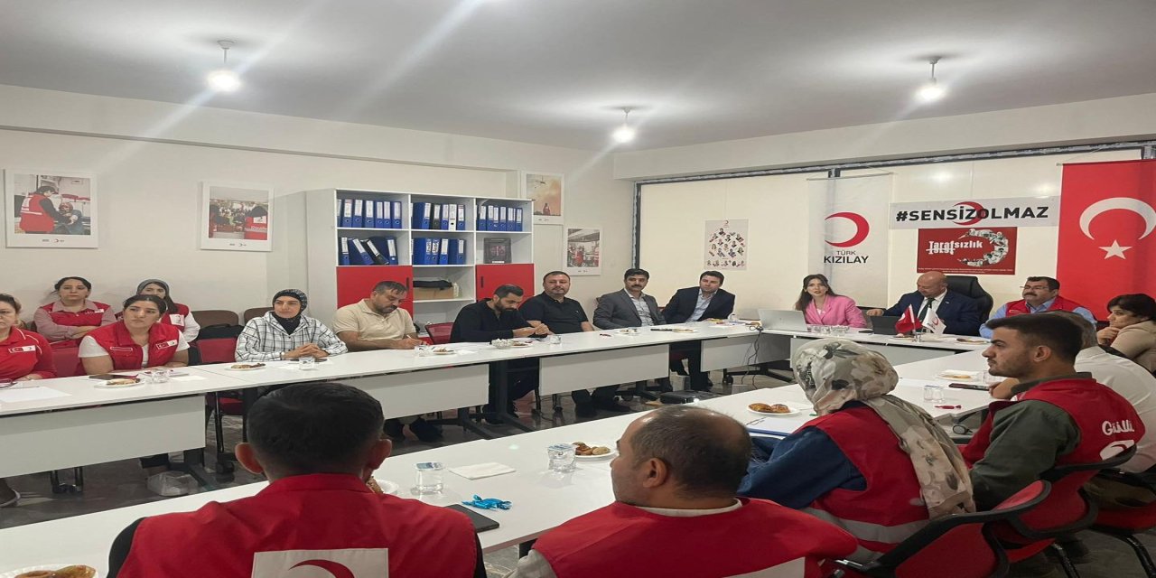 Şırnak'ta Kızılay İnsani Yardım Stratejisi Belirlendi