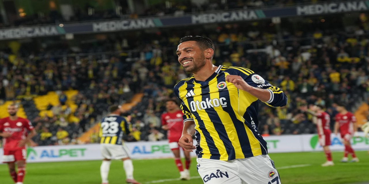 Fenerbahçe'de 2 futbolcu kadro dışı