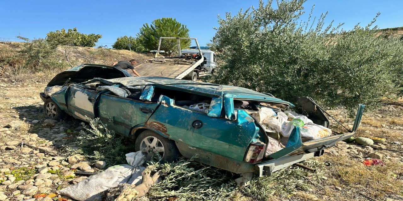 Karı-koca kazada hayatını kaybetti