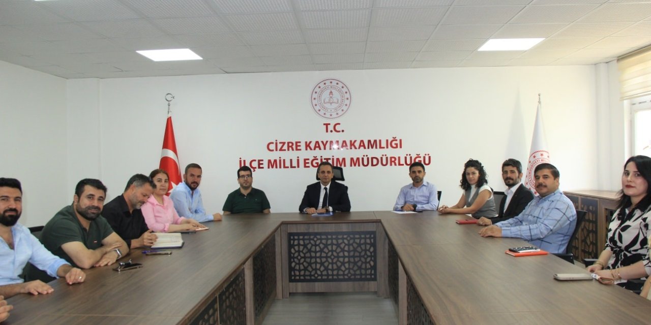 Cizre’de Özel Öğretim Kurs Müdürleri Değerlendirme Toplantısı