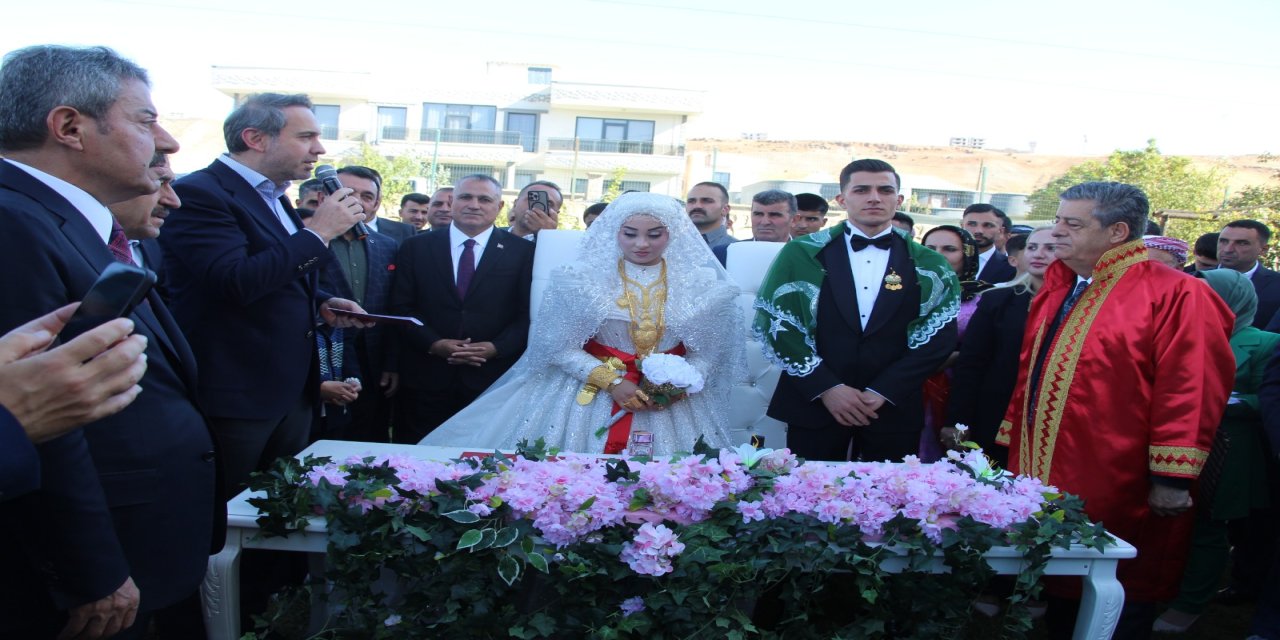 Bakan Bayraktar nikah şahidi oldu