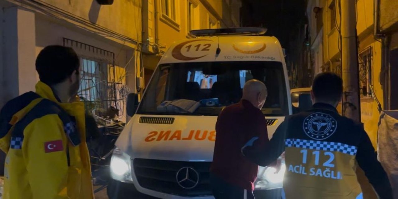 Alkol zehirlenmesinde 3 kişi hastaneye kaldırıldı