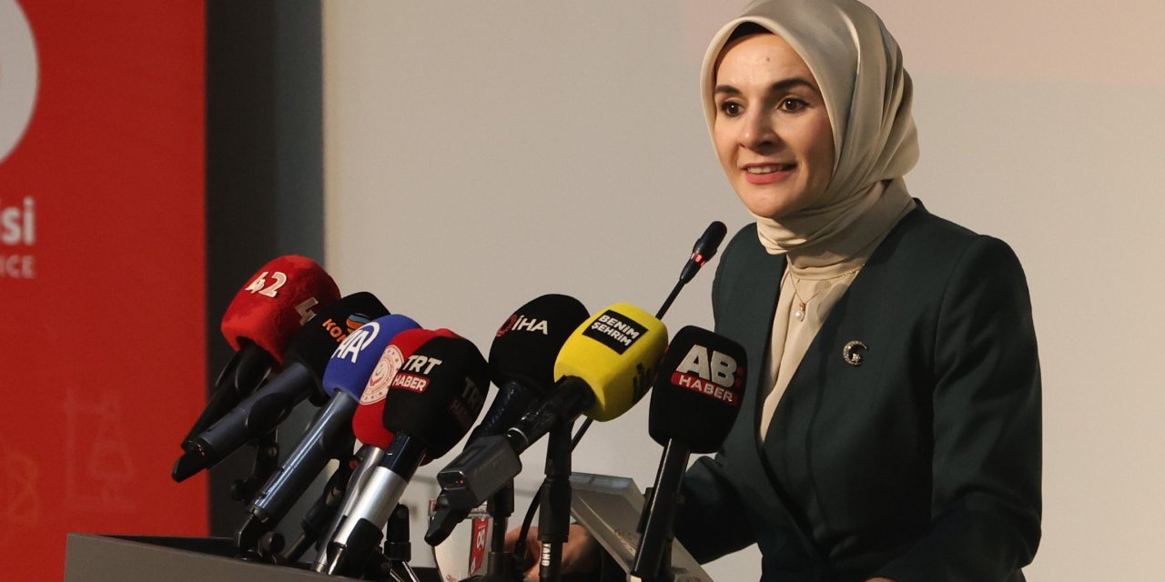 Bakan Göktaş: "Aile yapımızı ve değerlerimizi korumak için kapsamlı çalışmalar yürütüyoruz"