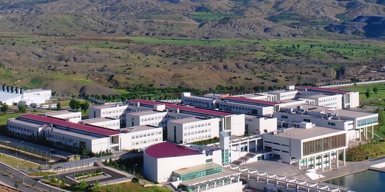 Doçent ve Dr. Öğr. Üyesi Alımı: Şırnak Üniversitesi İlanı Yayımladı