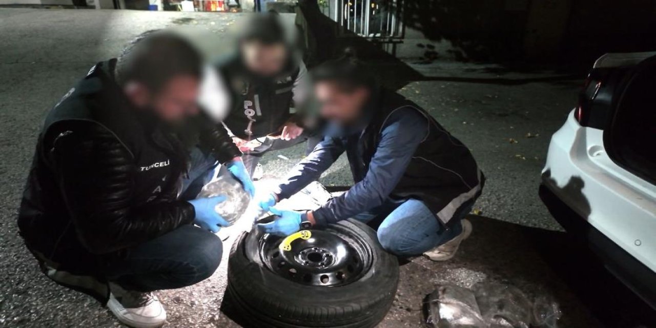 Stepneye zulalanmış uyuşturucu ele geçirdi: 2 gözaltı